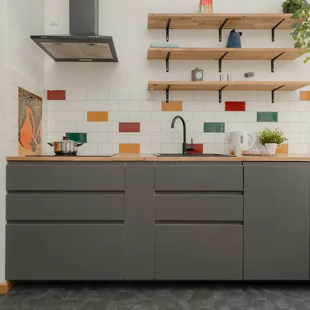 Apartamento With Balcony Warsaw's Praga By Renters Varsovia