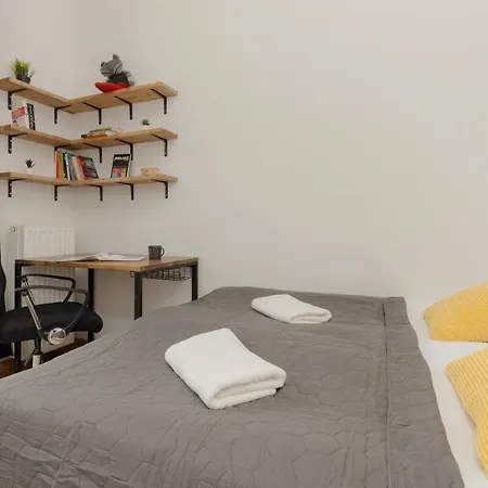 With Balcony Warsaw's Praga By Renters * Varsavia